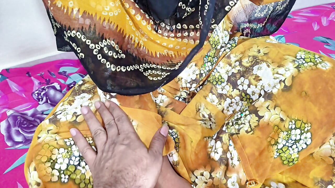 Follada pequeño hermanastro esposa romántico sexo bangla voz clara
