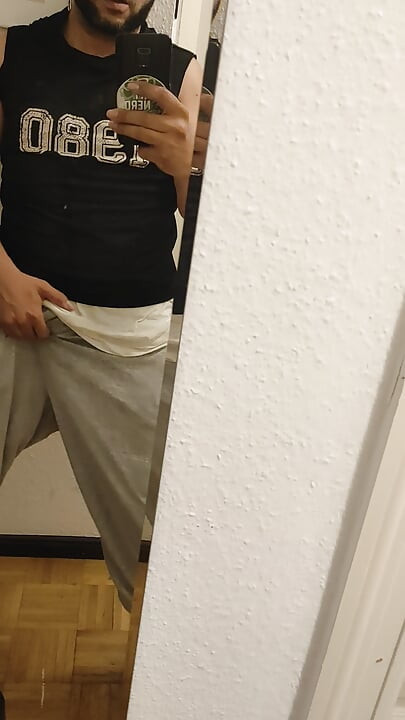 DirTyJunkBro クラブ、ウィックス、汚れた靴下で小便 - パート 2