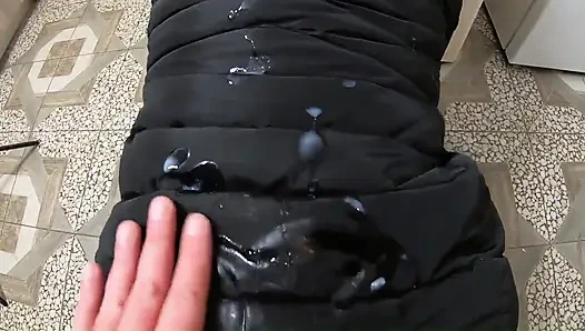 Cum-stained Downjacket & Rough Fuck Facefuck, Anal Fingering & Messy Finish