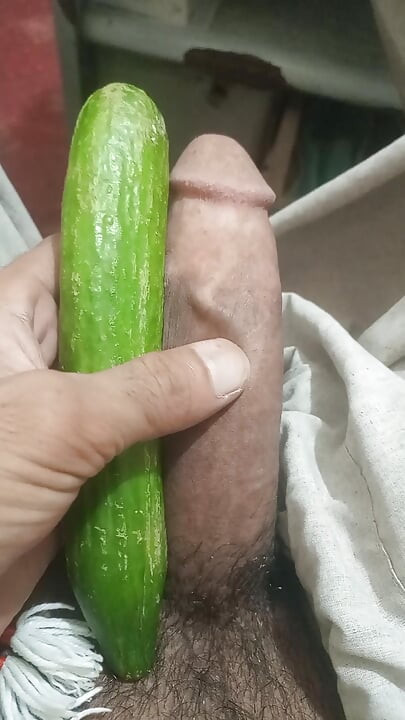 Those interested in sex with me, whether male or female, can contact me. My sex will be completely confidential.