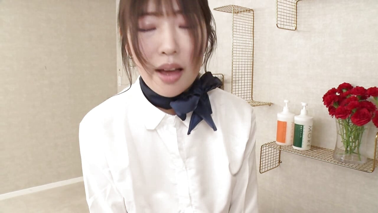 Kaede Takagaki Horny And Lewd Esthetician Steals The Groom Before His Wedding