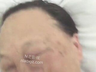 old chinese lady sucks dick