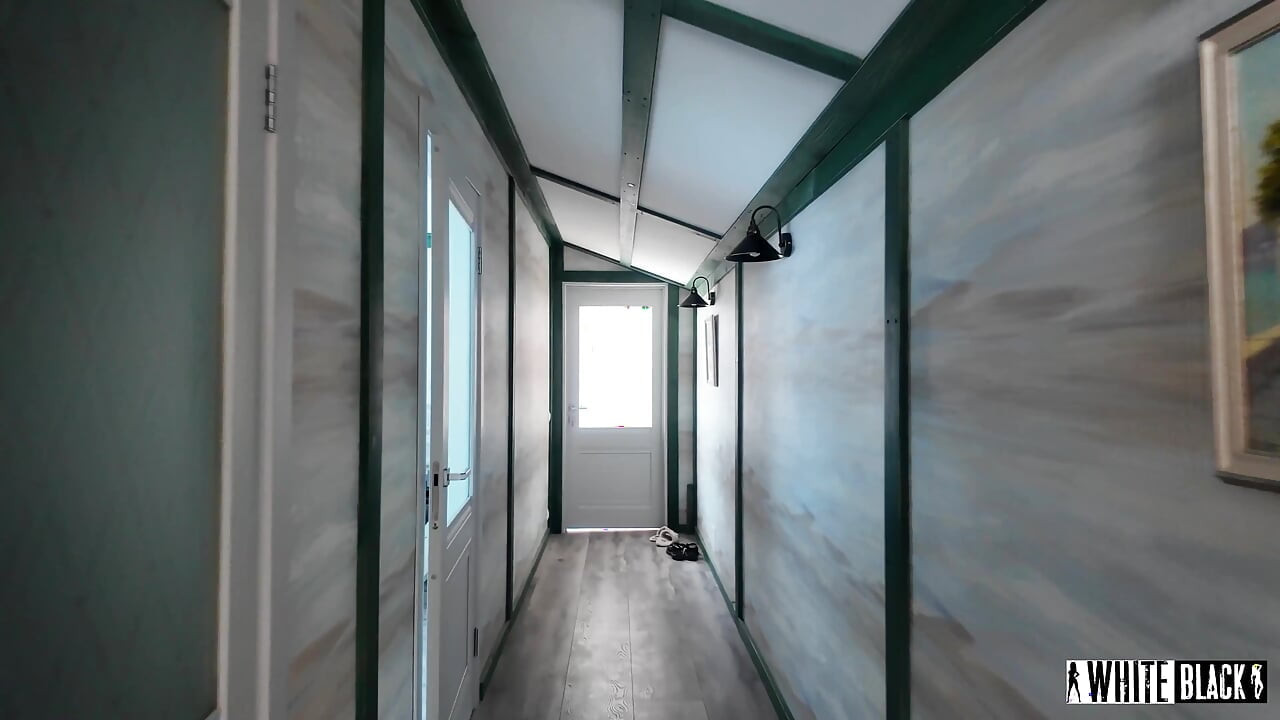 Üvey Oğlu, Üvey Annesini Mastürbasyon Yaparken Yakaladı Ve Izniyle Onu Çok Sert Becerdi