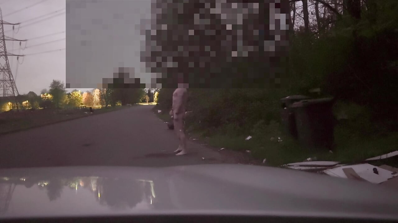 Naakte ruk in de weg deel 2
