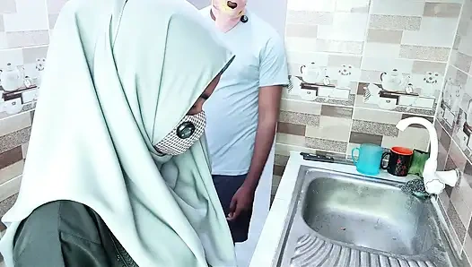 Lütfen amcığımın içine boşalma şu anda hamile kalmak istemiyorum desi tesettürlü xxx