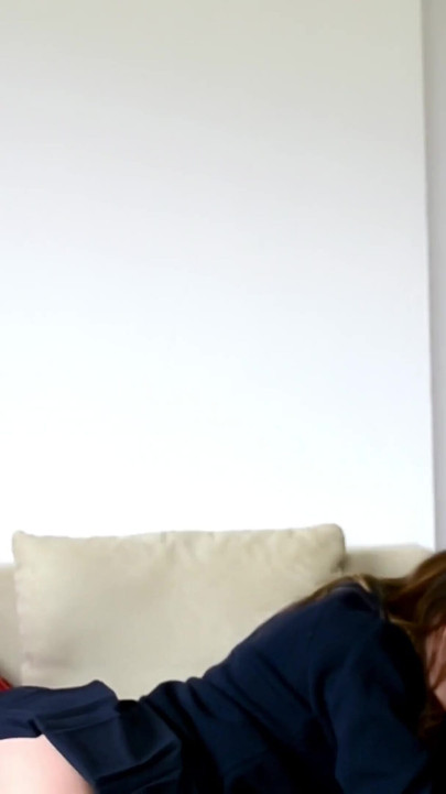 शूट की विशेषता Jess Impiazzi