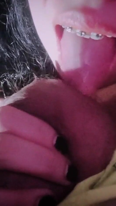 Jaw-dropping moment from "In the morning my stepdaughter gives me a blowjob before doing the day's activities (oral sex to"
