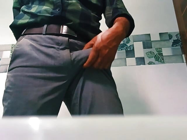 Indian old man mastrubation