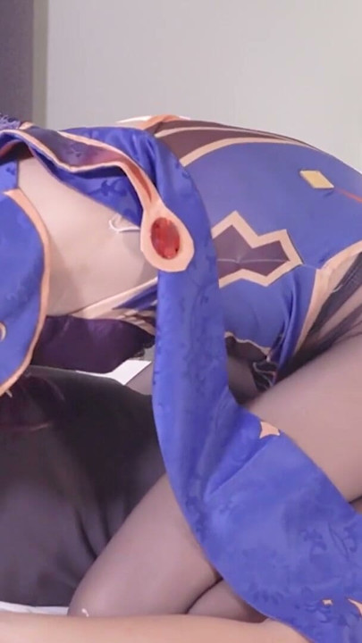 Genshin Impact Mona Cosplayer Face Sitting, After Otaku Festival 7 | Clip 1