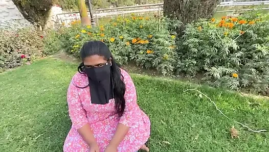 Ek ladke ne ek ladki ko bahla kar choda