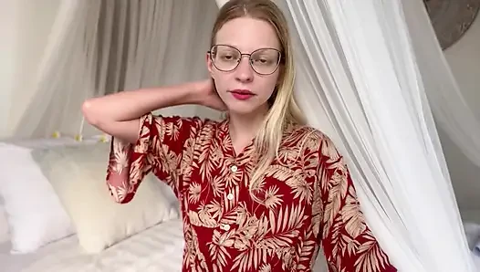 Dewi femdom kejam menempatkanmu di tempatnya