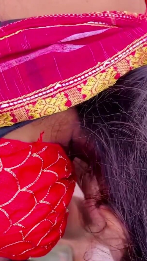 Outdoor sex Kolkata desi Bengali bhabi sex outside market | Clip 1