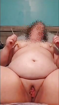 Squirting Pussy From Paint Brushes on Nipples