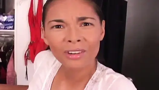 Tera Patrick, Briana Banks'in yer aldığı çarpışma kursu dvd kapağı için fotoğraf çekimi