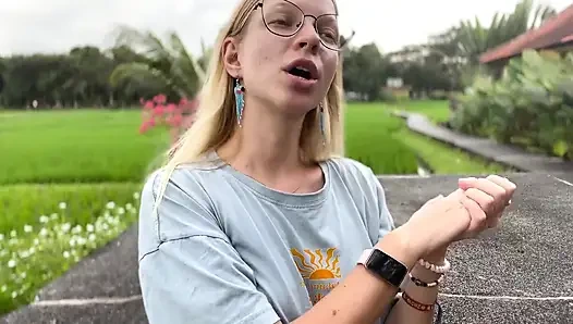 Yapay zekalı bir kız arkadaş sana nasıl yardım edebilir (veya seni kırabilir)