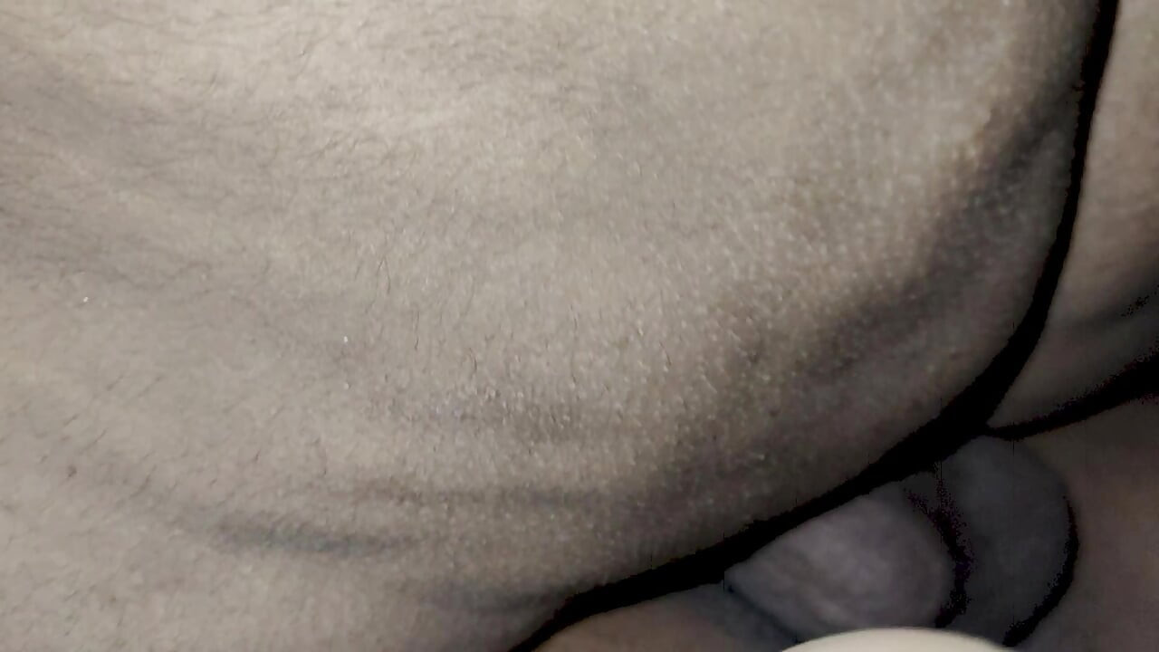 熱いインド人妻が俺のチンポをフェラしてハメる