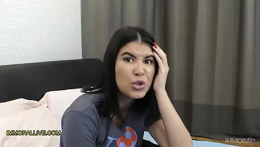 Holigan üvey kız kardeşim ve ben futbol isyanlarına çıkıyoruz!