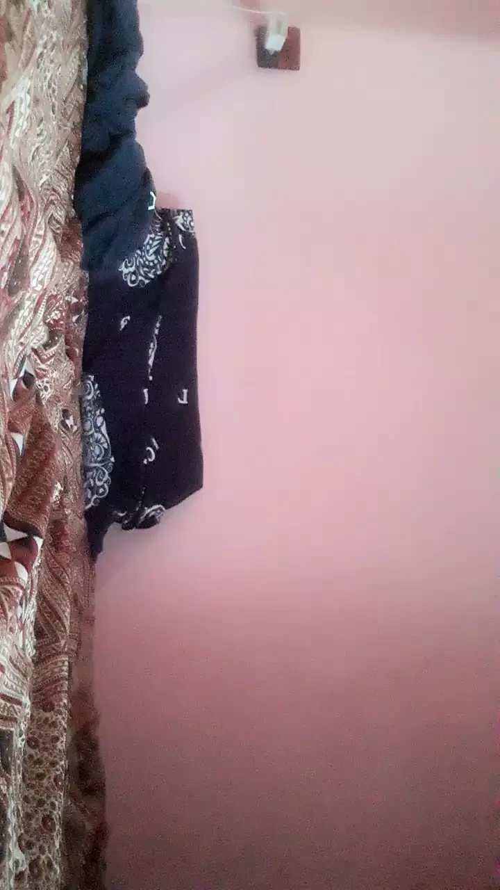 Quente garoto se masturbando duro
