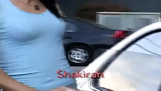 İnce transeksüel sikiliyor