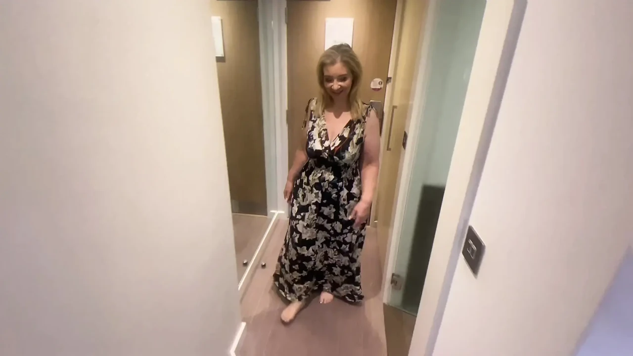 British Curvy Milf Anne Marie wife meets Hot BBC for oil Massage in private room in the morning