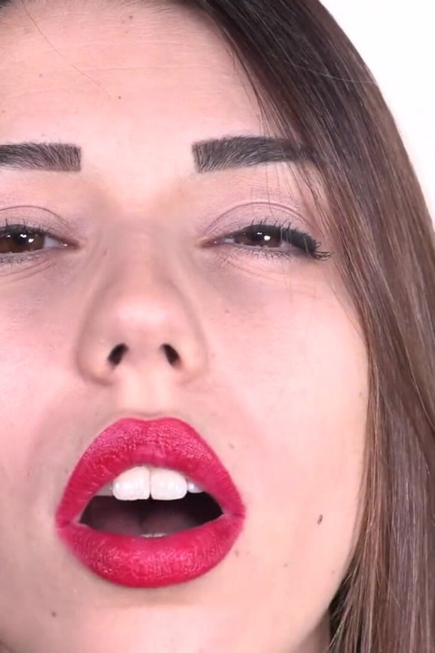 Smoking and face fetish with amazing teen