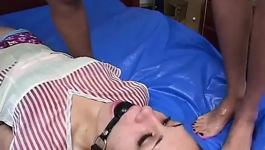 Sidik hakimiyeti kızlar gaby - rosa - maria - roxana