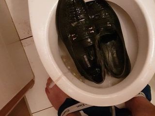 piss on my grandfather's smelly loafers