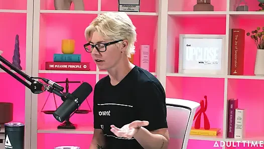 Kimmy Kimm Conquering Shame & Selling Used Panties | the Adult Time Podcast