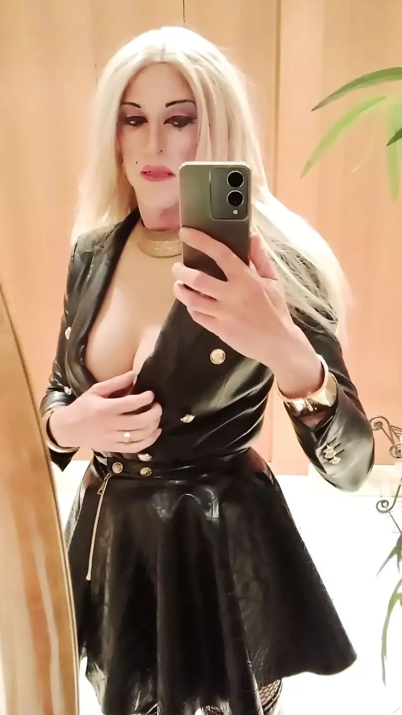 Coming Out 2
