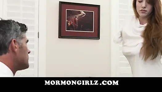 Mormon Girlz-Red kilisede sikiliyor