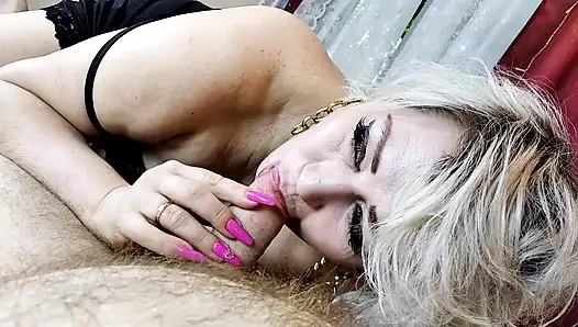 Lutsch meinen schwanz, meine versaute Königin oder wie man richtig mit unseren ehefrauen kommunizieren ...))