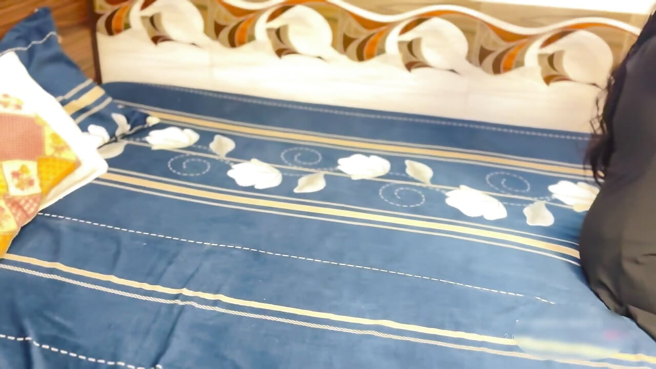 Hot Desi Bhabhi First Time Hotel Room. He Fucked Her Raw And Deep. Hindi Audio.