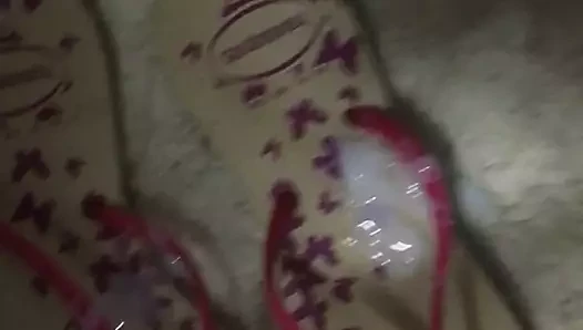 Flip Flops Slapiing porn video – Flip flops cum
