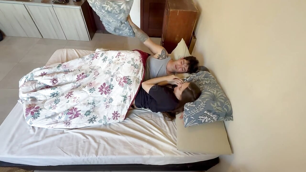 Real Couple Have Romantic and Hot Sex