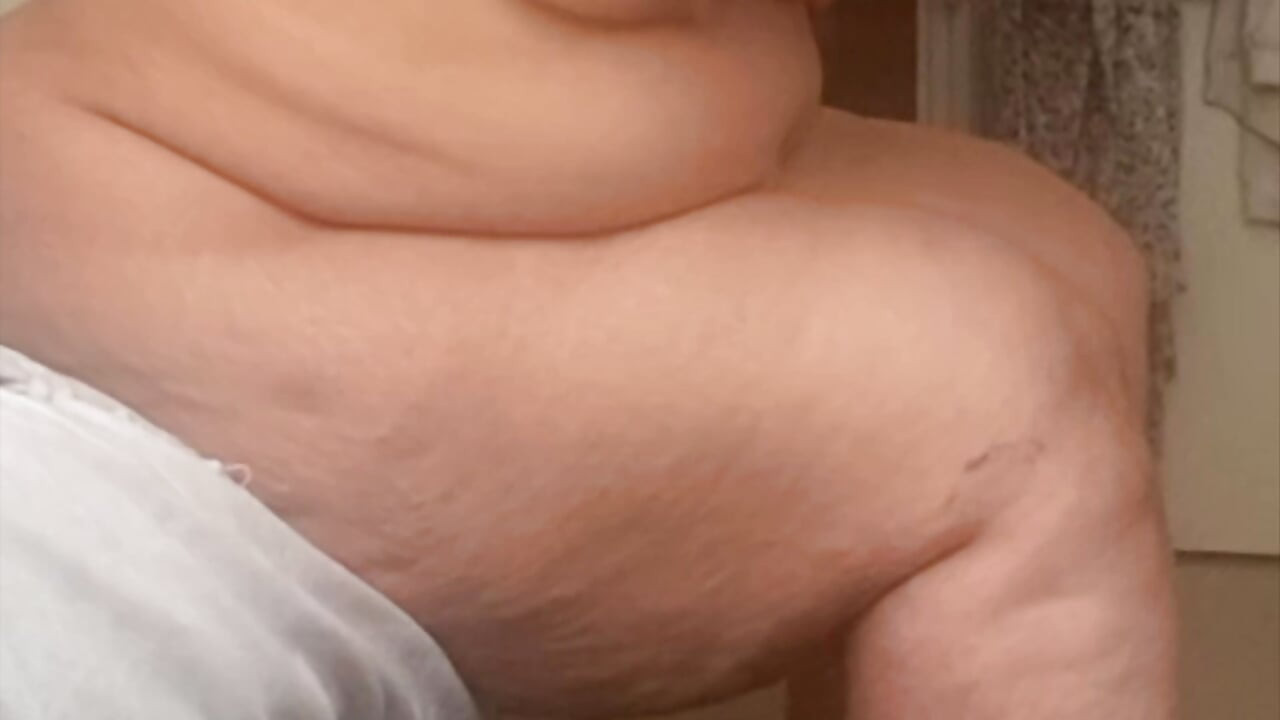 Gordas quentes sexy chupam, massagem interracial com óleo Bbc Nut na minha cara. Madura interracial