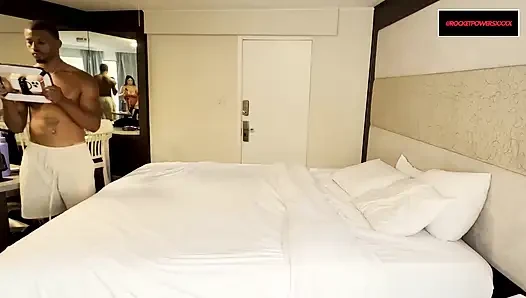 Versaute bbw latina Dani valentina wird eingeölt und gefickt, bts