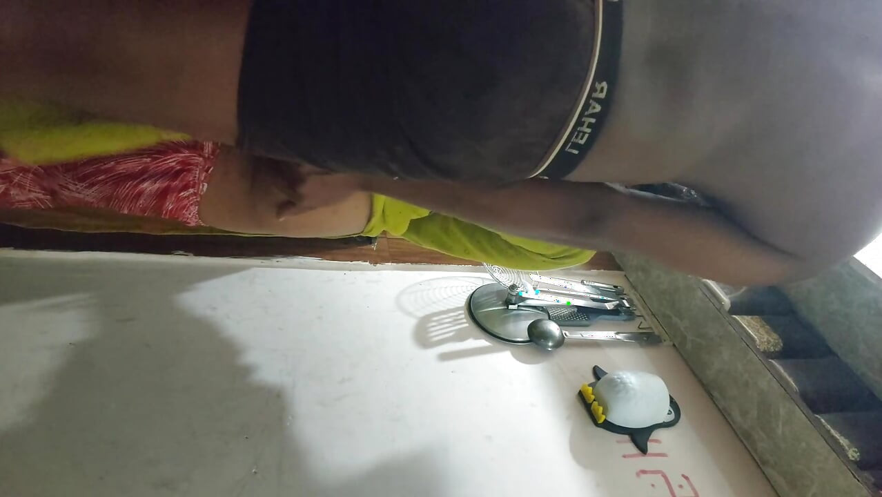 Kitchen me sex ka mood ban gaya HD VIDEO