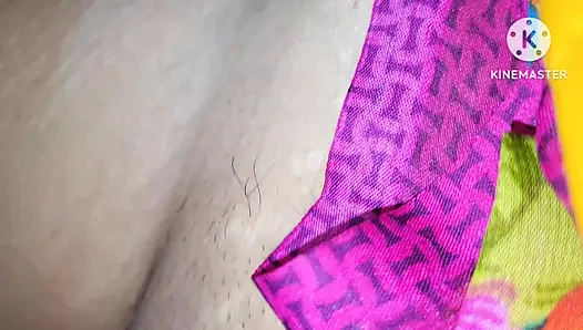 Sharmili Bhabhi ne apni chut shave kar apne dever se chudawayee