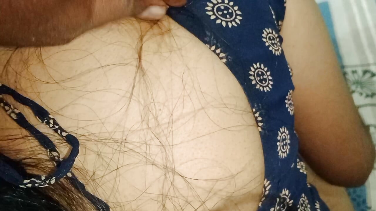 סקס קשה בין סטודנטית למורה בחדר שלהם