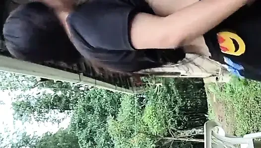 Yulieth gomez lagi asik muasin memeknya sendirian di taman