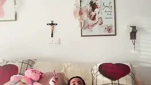 Eine sehr heiße, schmutzige Milf bringt dich mit ihrer Muschi zum Orgasmus