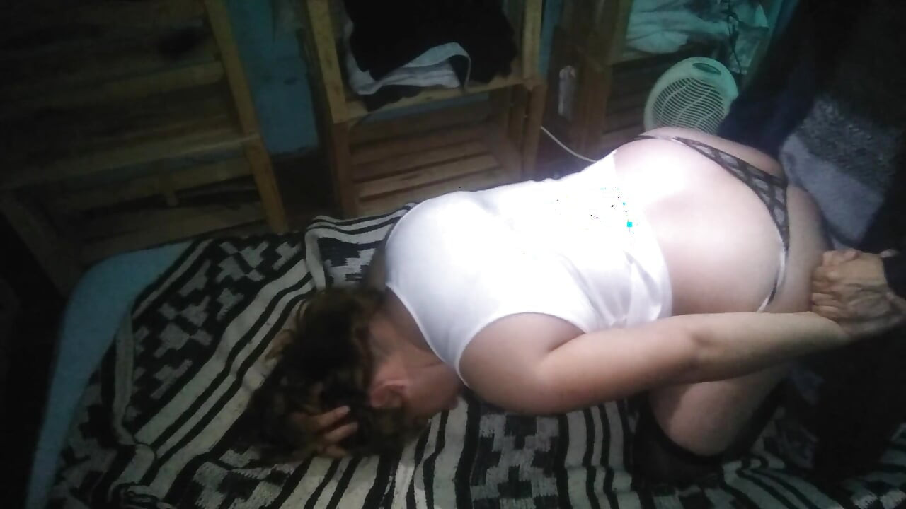 Before Going to Dinner with My Girlfriend We Fuck