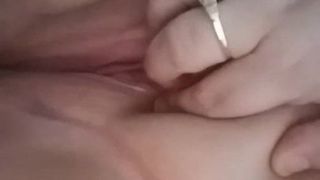 Rubbing My FAT Pussy for Daddy