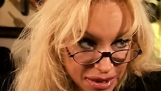 Huge boobs blonde milf pussy licking pussy fucking...cum on tits