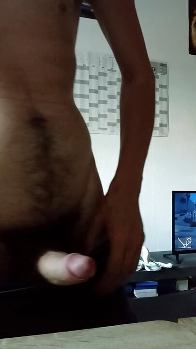 Gozando na mesa
