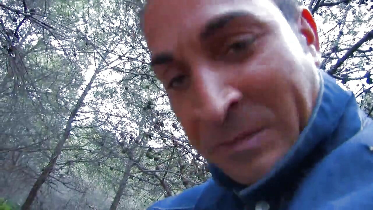 OUTDOOR FUCK in the car, hard and hearty