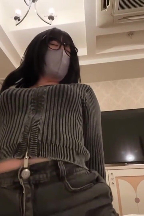 Plukket opp gatejente i Shinjuku, lurt inn i POV-opptak som endte med sjokkerende creampie-øyeblikk