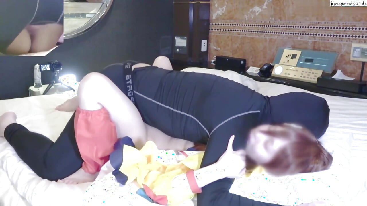 A God-tier Style Cosplayer