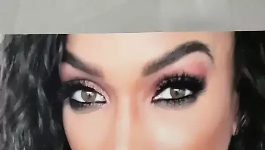 Boşalma anısına nia jax