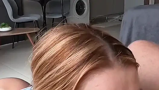 Gostosa si cewek hot rambut pirang ngentot posisi cowgirl dan ngentot gaya doggy habis-habisan - pov